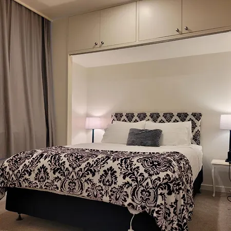 Wellington Central, 2Bedroom Suite